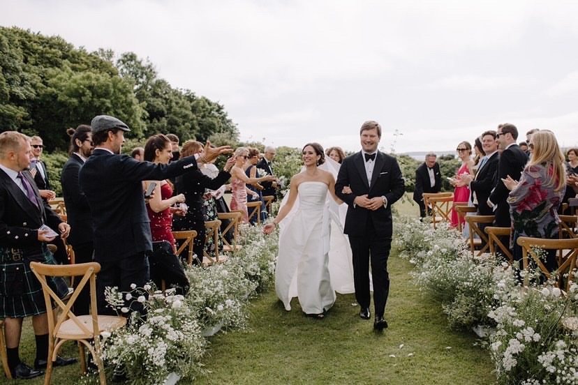 Barbara &amp; Steven's idyllic outdoor ceremony space by Beccy Goddard Photography