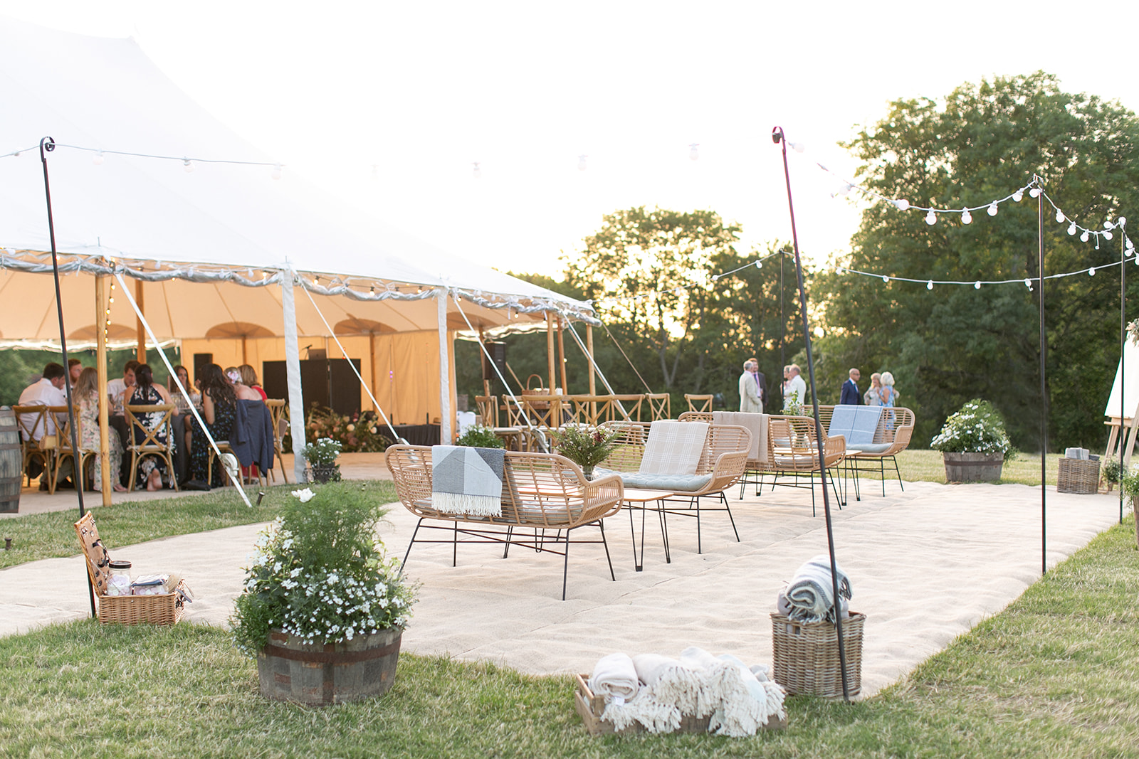 Bamboo rattan chairs and outside smores stations positioned next to open fires allowed guests to make the most of the balmy evening and awe-inspiring views